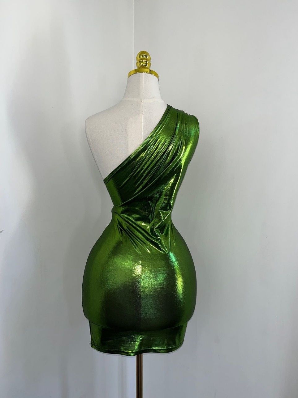 Size S Homecoming One Shoulder Green Cocktail Dress on Queenly
