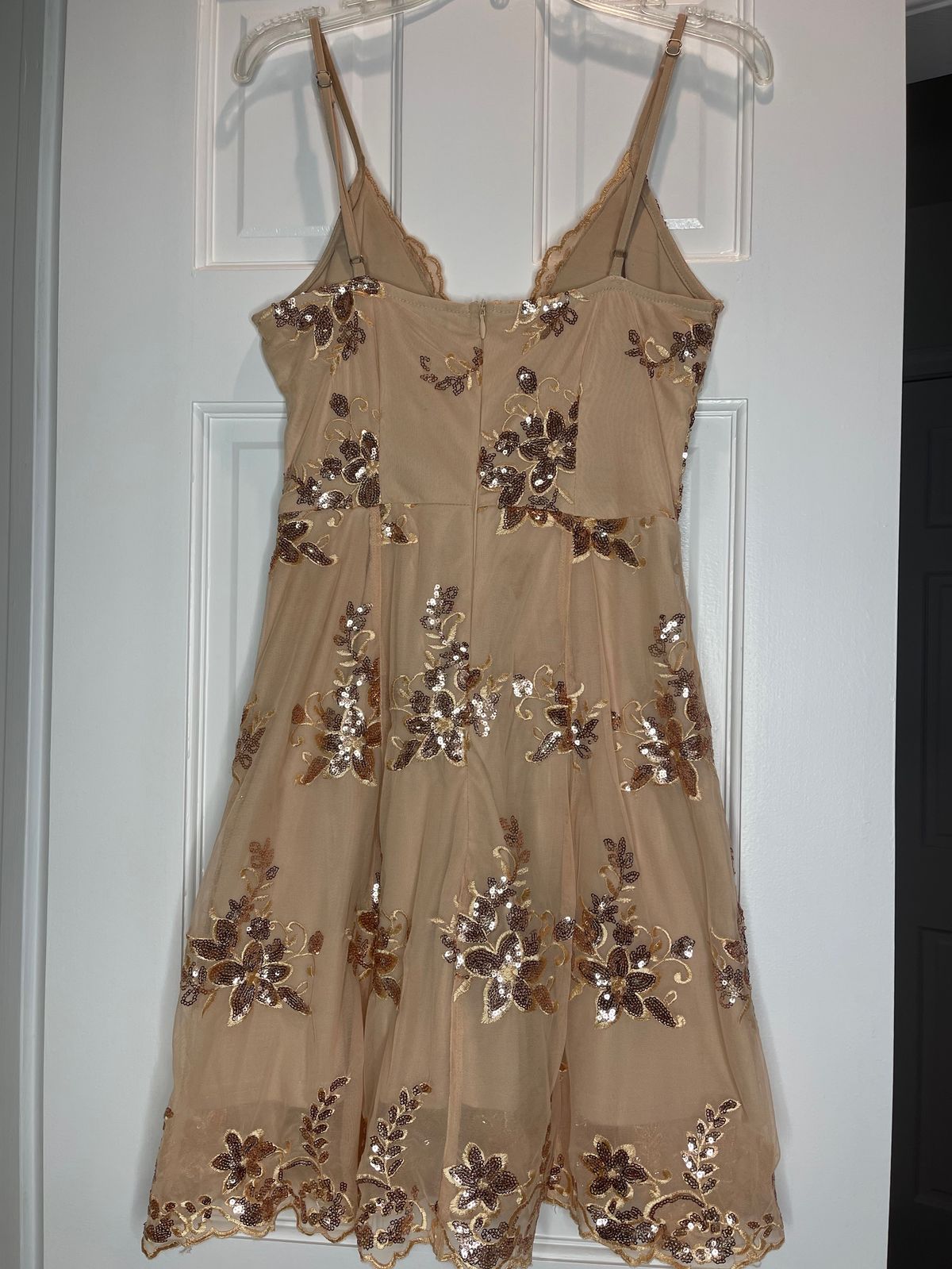 Hello Molly Size S Prom Plunge Sequined Gold Cocktail Dress on Queenly