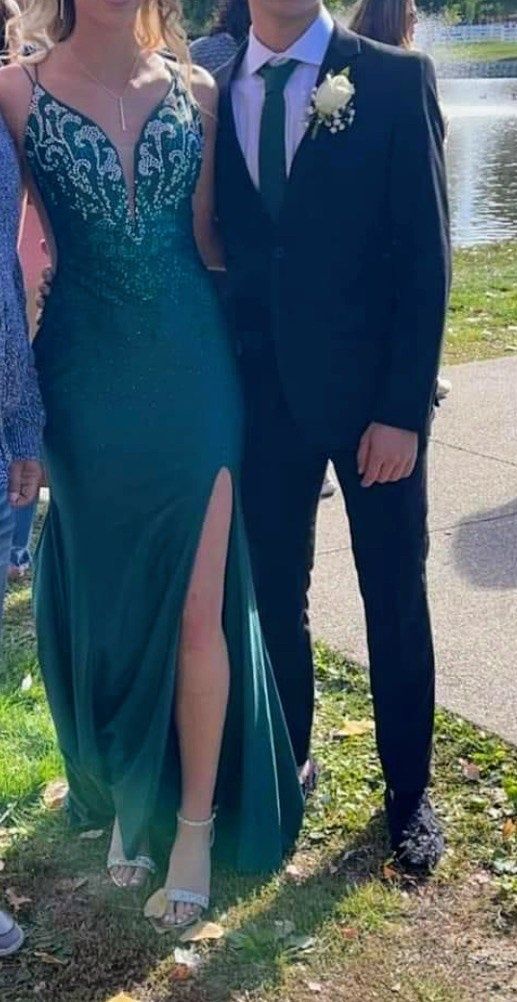 Style 20019 Amarra Size 4 Prom Plunge Green Side Slit Dress on Queenly