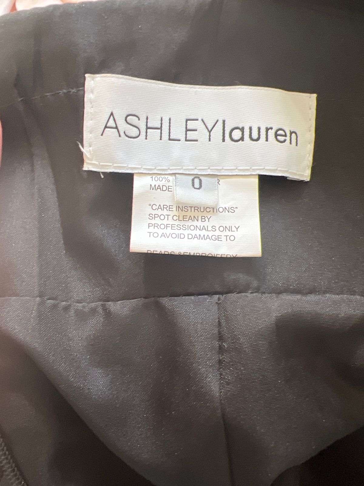 Ashley Lauren Size 0 Prom Plunge Black Cocktail Dress on Queenly