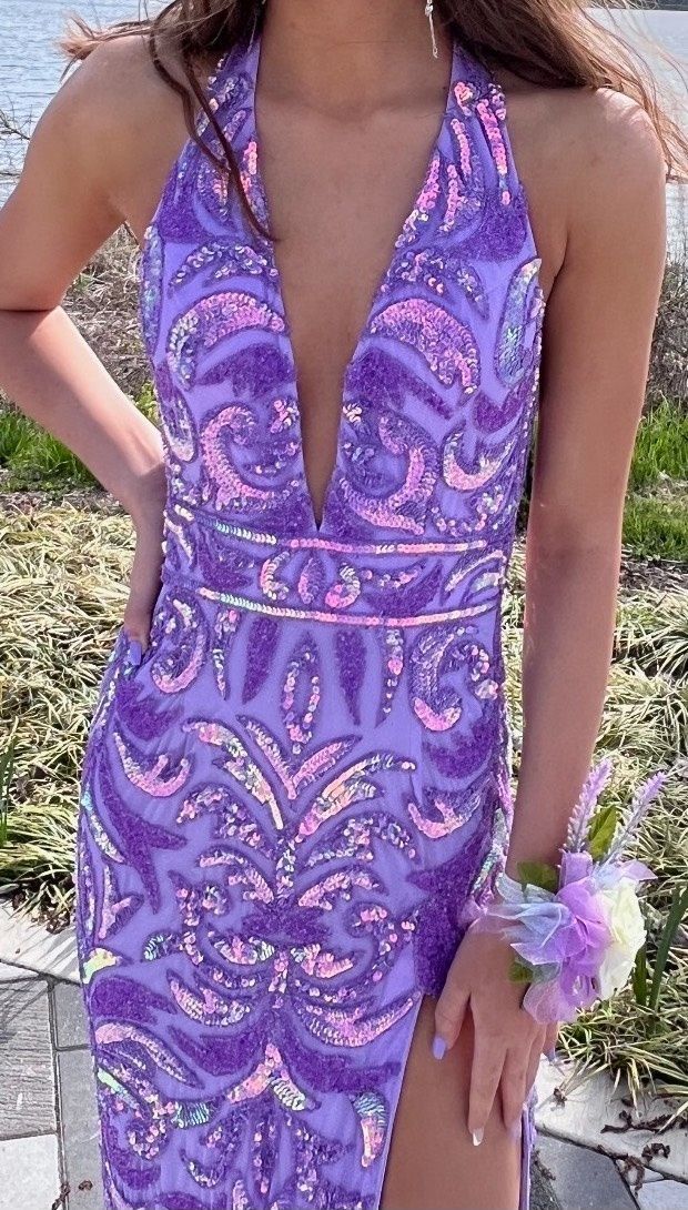 Style 11283 Ashley Lauren Size 0 Prom Plunge Purple Side Slit Dress on Queenly