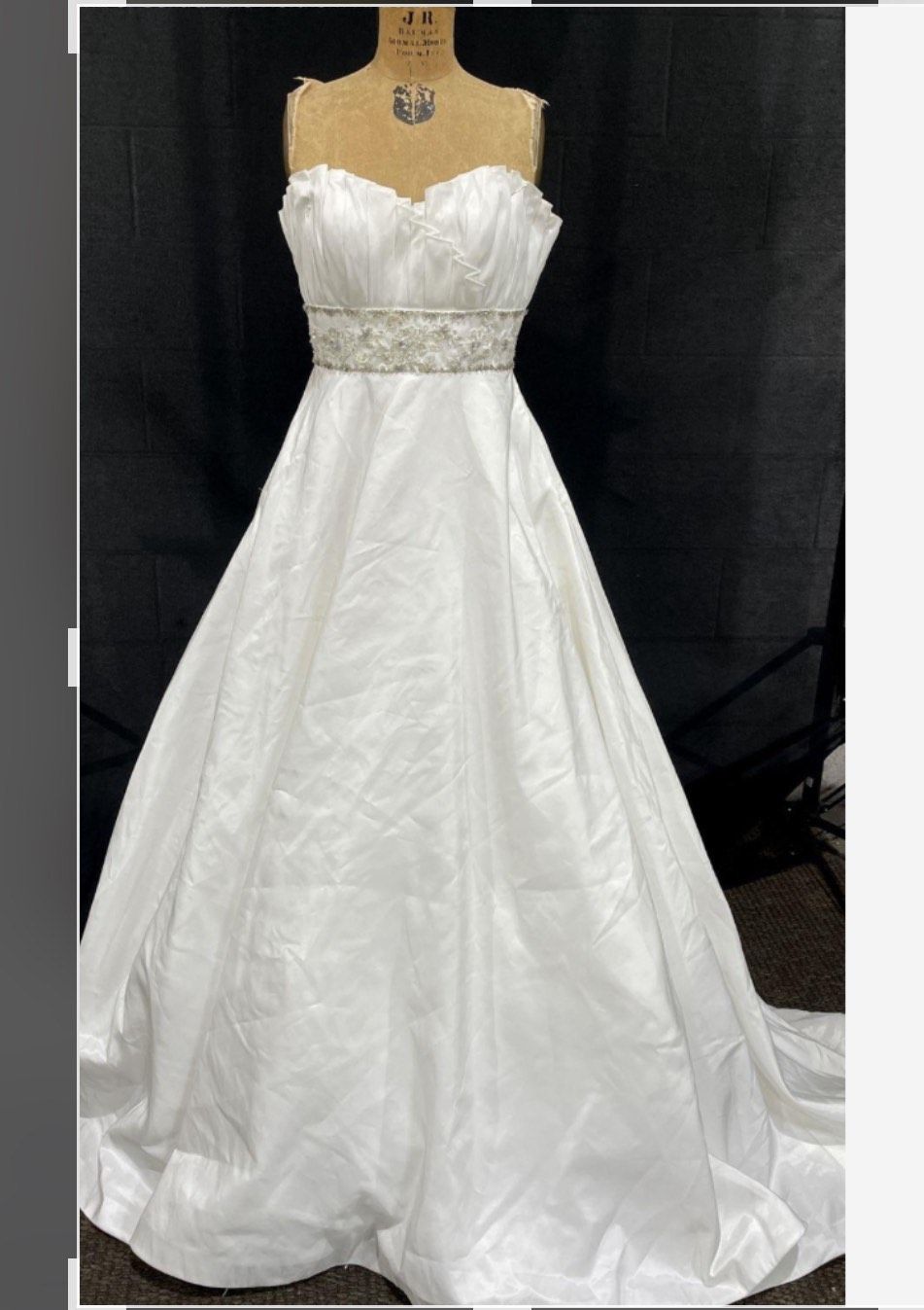 MoriLee Size 6 Strapless White Ball Gown on Queenly