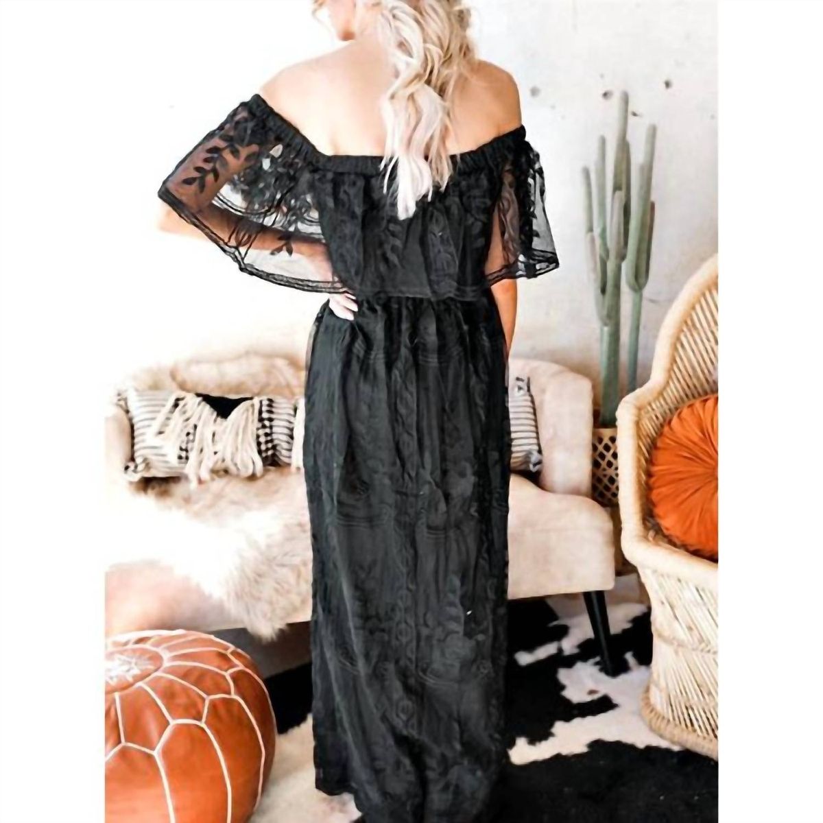 Style 1-3871968704-2901 Dress Day Size M Off The Shoulder Black Floor Length Maxi on Queenly