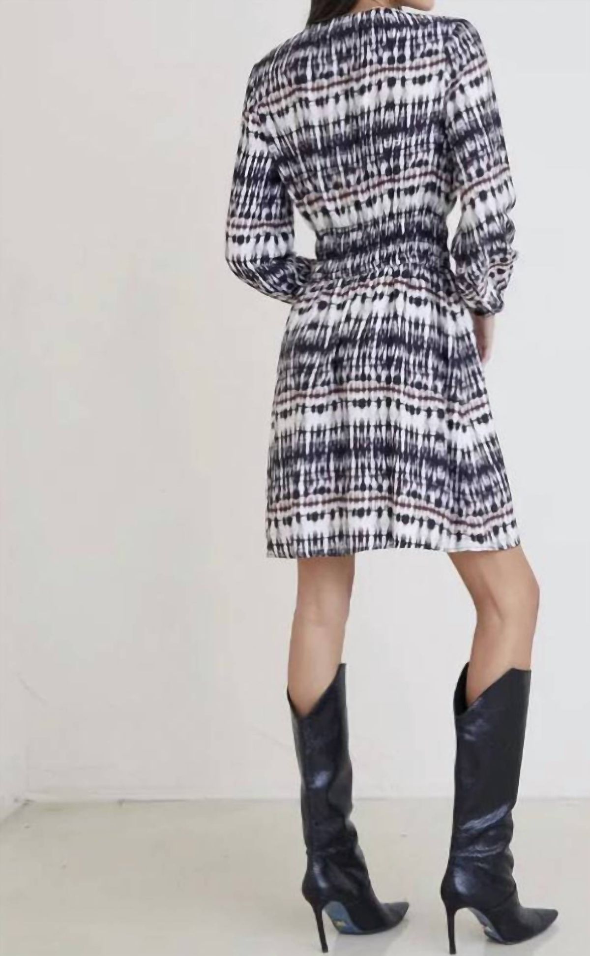 Style 1-425974385-3855 Bella Dahl Size XS Long Sleeve Multicolor Cocktail Dress on Queenly