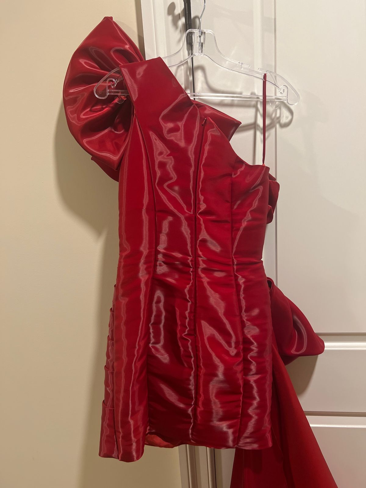 Style 11327 Ashley Lauren Size 8 Homecoming One Shoulder Red Cocktail Dress on Queenly