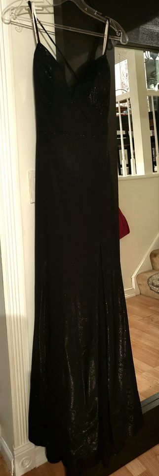 Style 10218 Faviana Size 4 Prom Black Side Slit Dress on Queenly