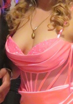 Size 8 Prom Plunge Satin Pink Side Slit Dress on Queenly
