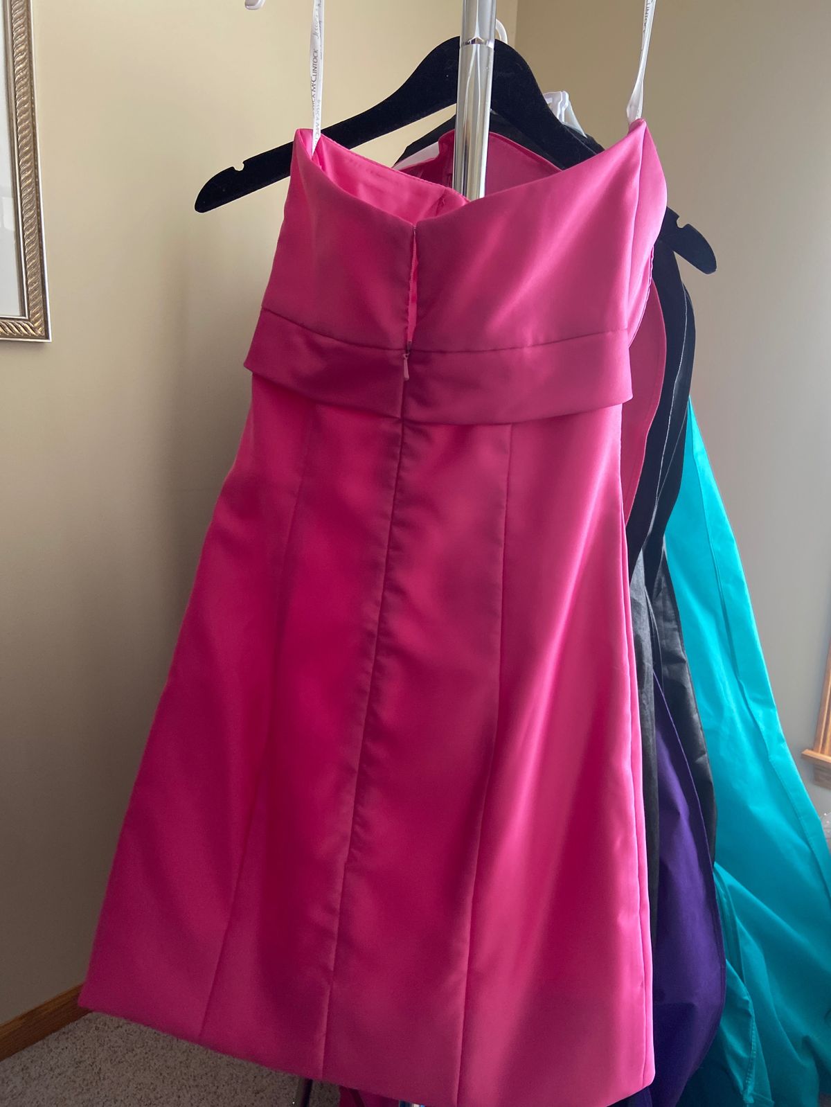 Jessica McClintock Size 2 Homecoming Strapless Hot Pink Cocktail Dress on Queenly