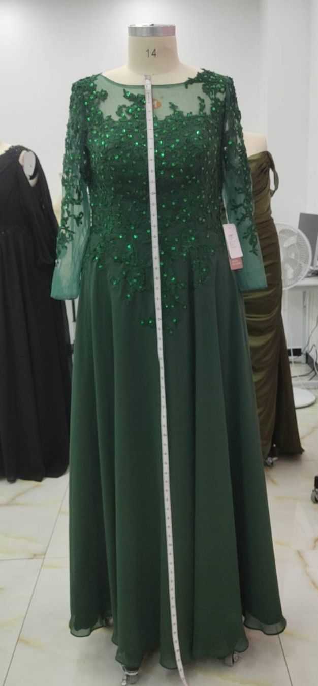 Stacees Size 14 Green Ball Gown on Queenly