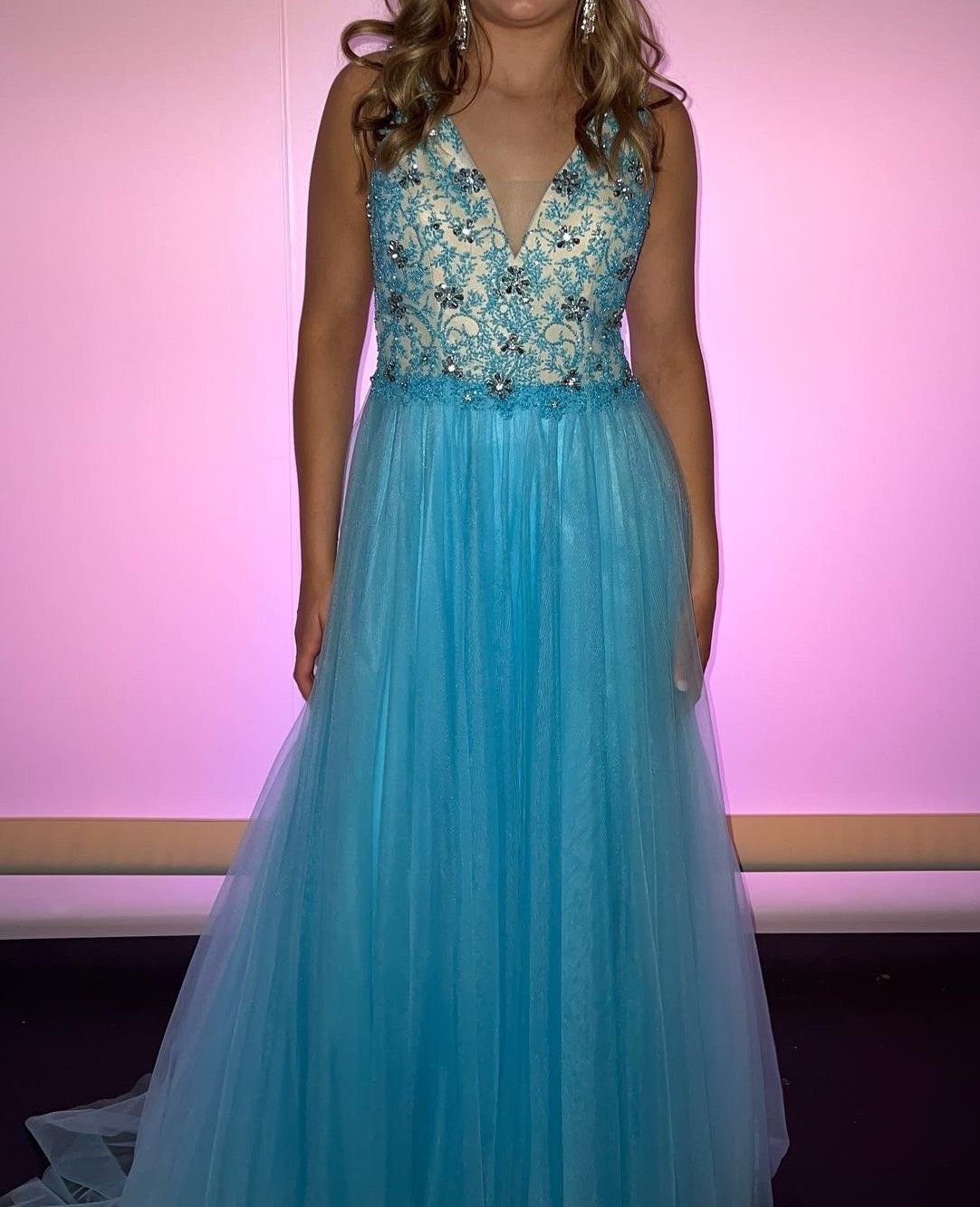 Lucci Lu Size 8 Prom Blue Ball Gown on Queenly