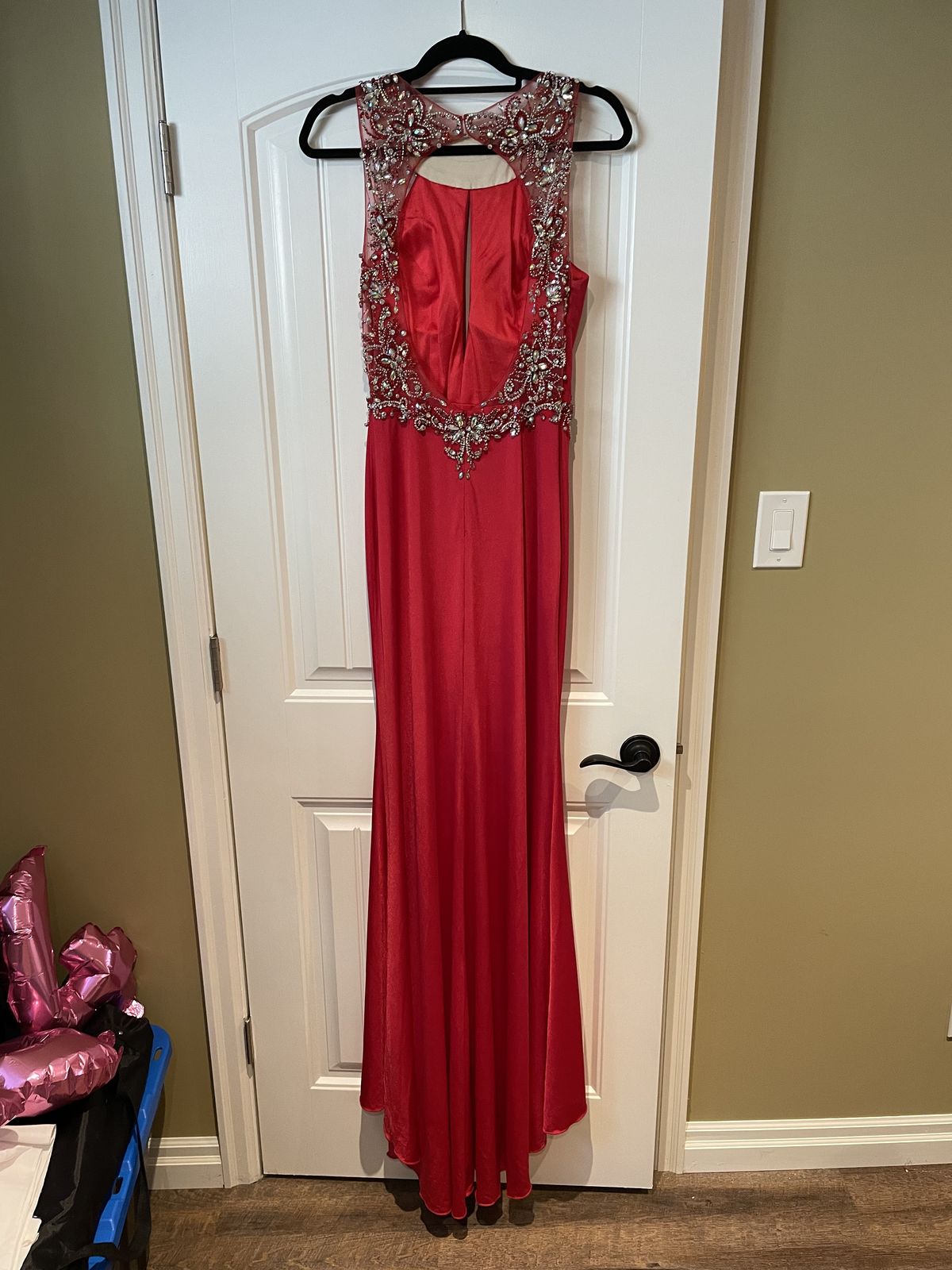 Night Scene California Size 12 Prom Red Floor Length Maxi on Queenly