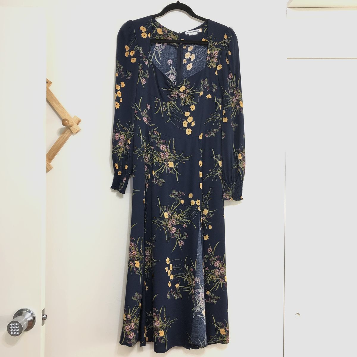 Reformation Size 0 Long Sleeve Floral Multicolor Side Slit Dress on Queenly