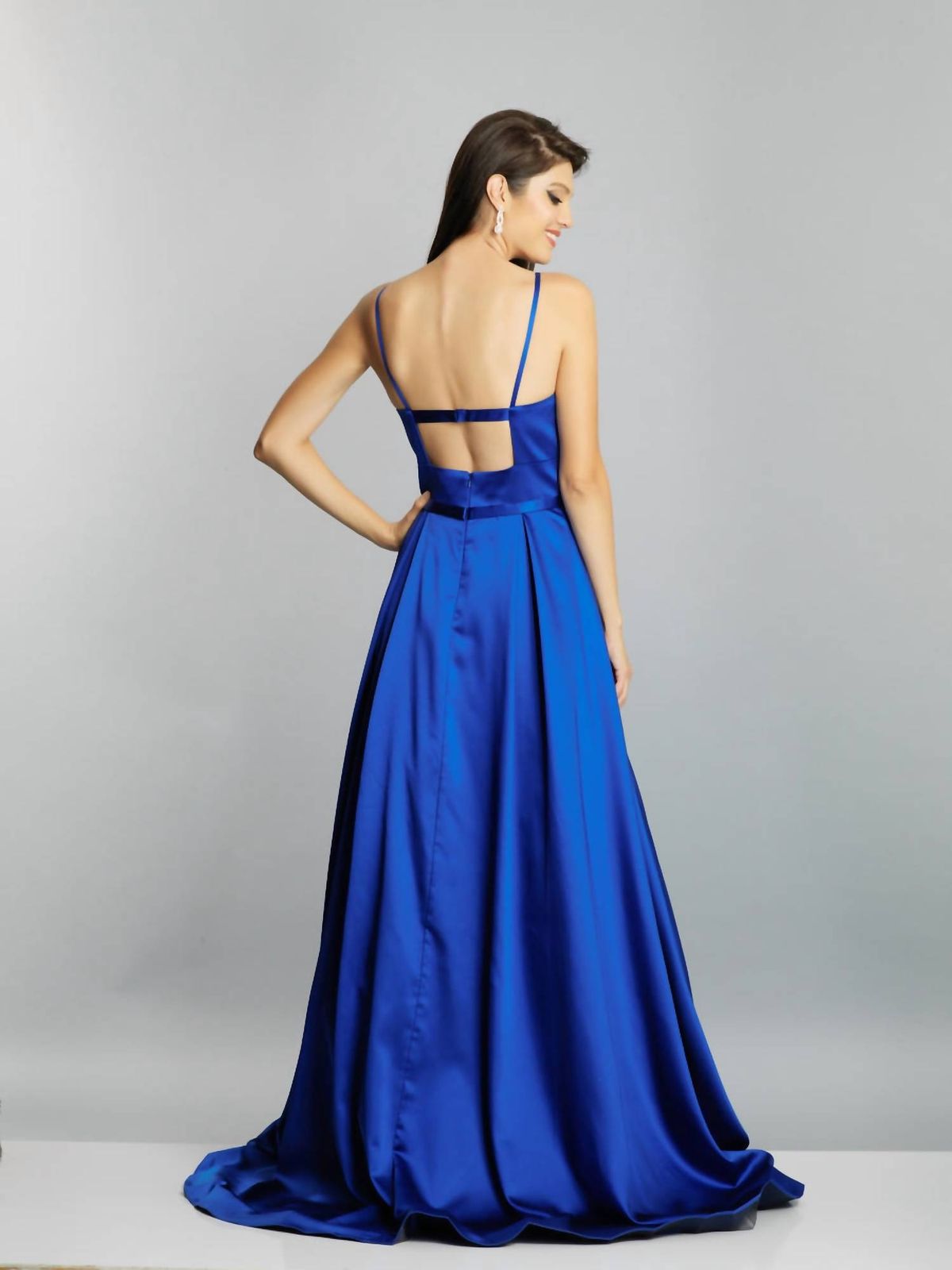 Style 1-2810314703-1498 Dave and Johnny Size 4 Royal Blue A-line Dress on Queenly