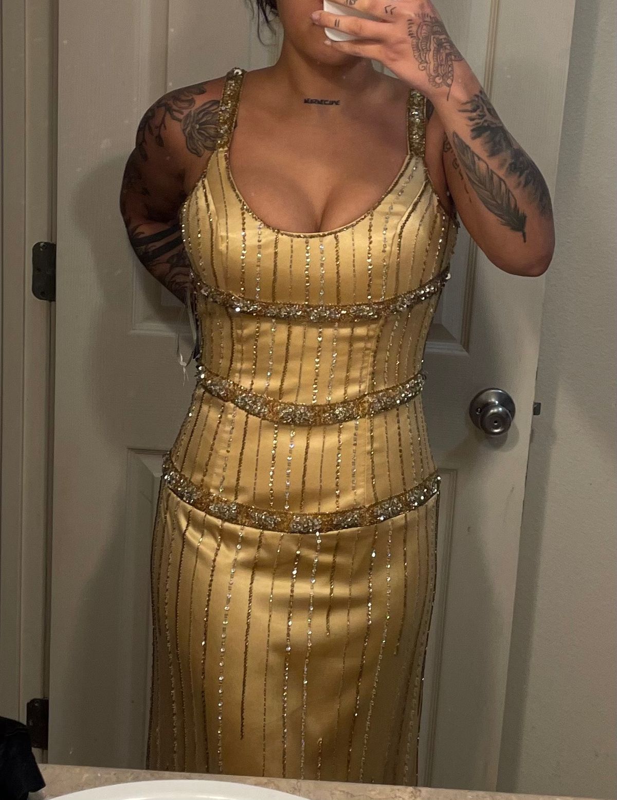 Size 6 Prom Gold A-line Dress on Queenly