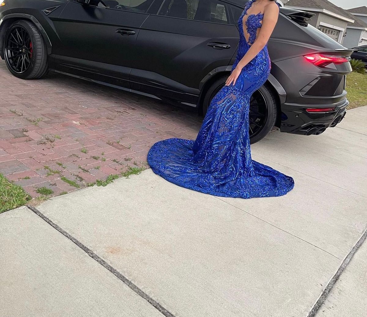 Size 8 Prom Plunge Lace Royal Blue Mermaid Dress on Queenly