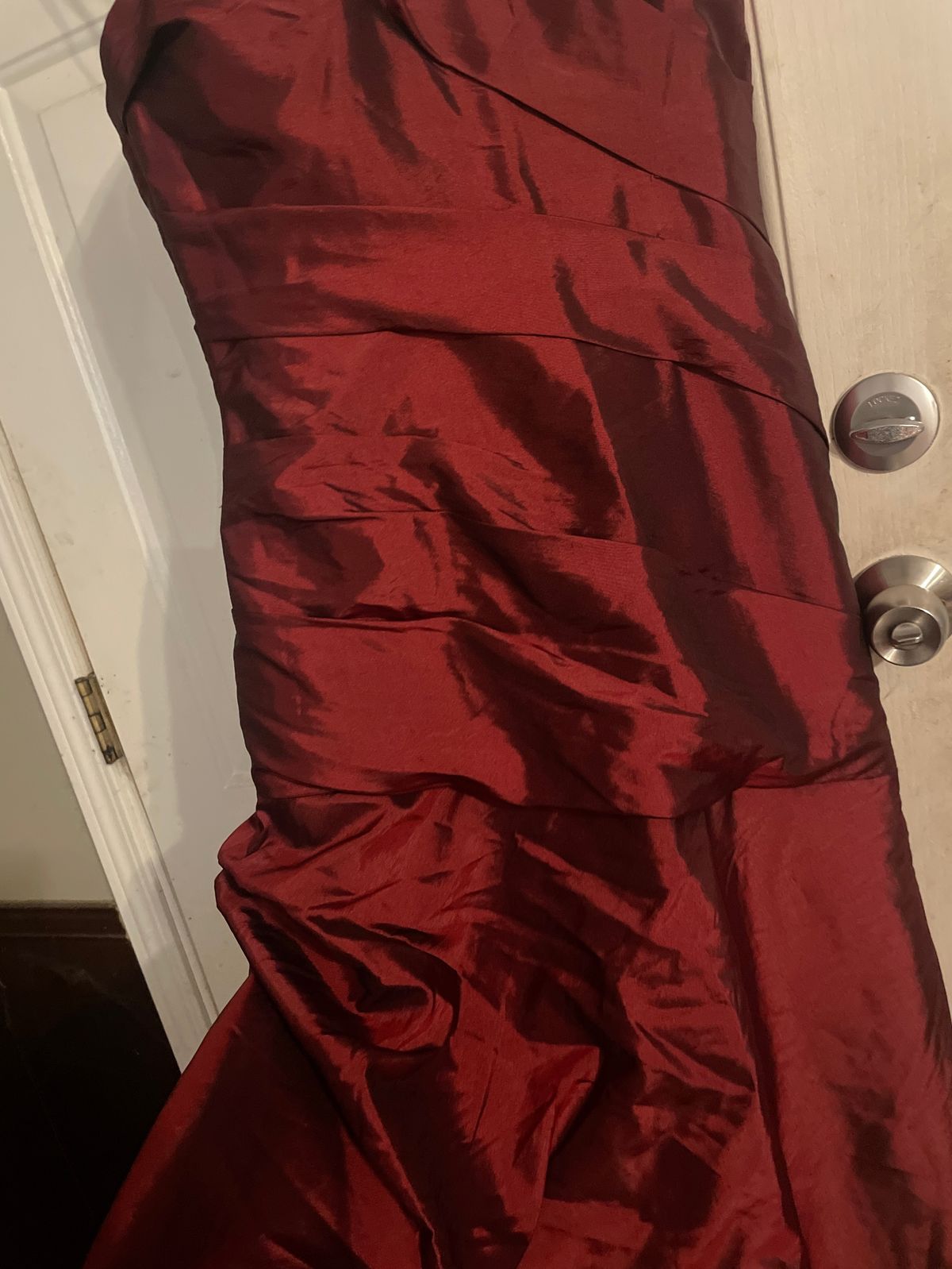 Impression Size 12 Strapless Red Floor Length Maxi on Queenly