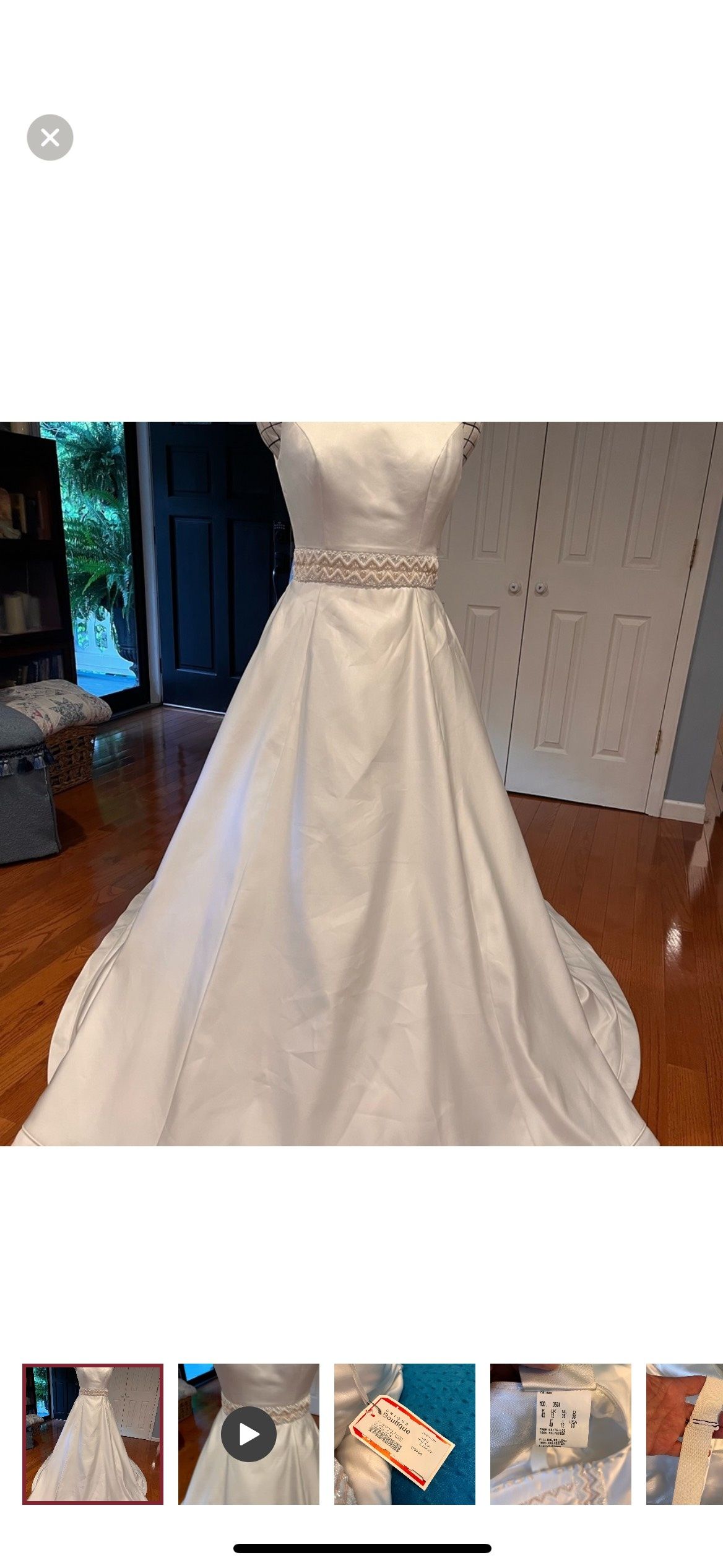 Size 10 Wedding White Dress With Train on Queenly