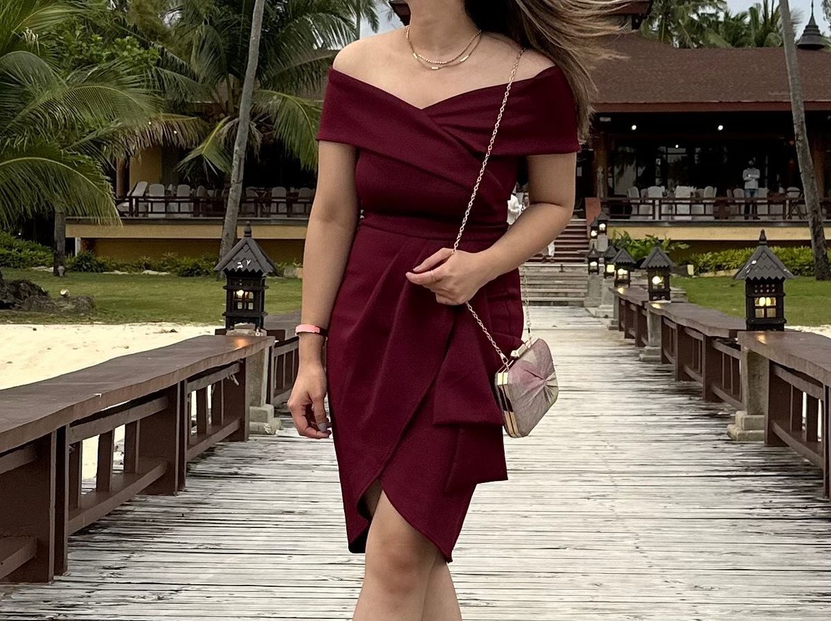 apartment eight Size M Homecoming Off The Shoulder Burgundy Red Cocktail Dress on Queenly