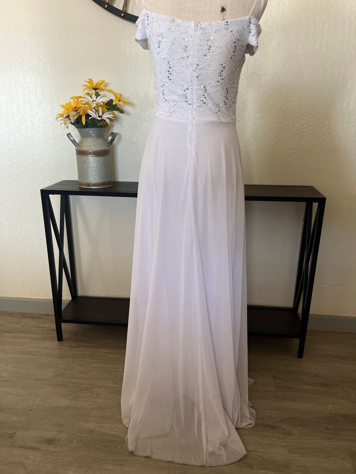 Size S Prom Off The Shoulder White Floor Length Maxi on Queenly