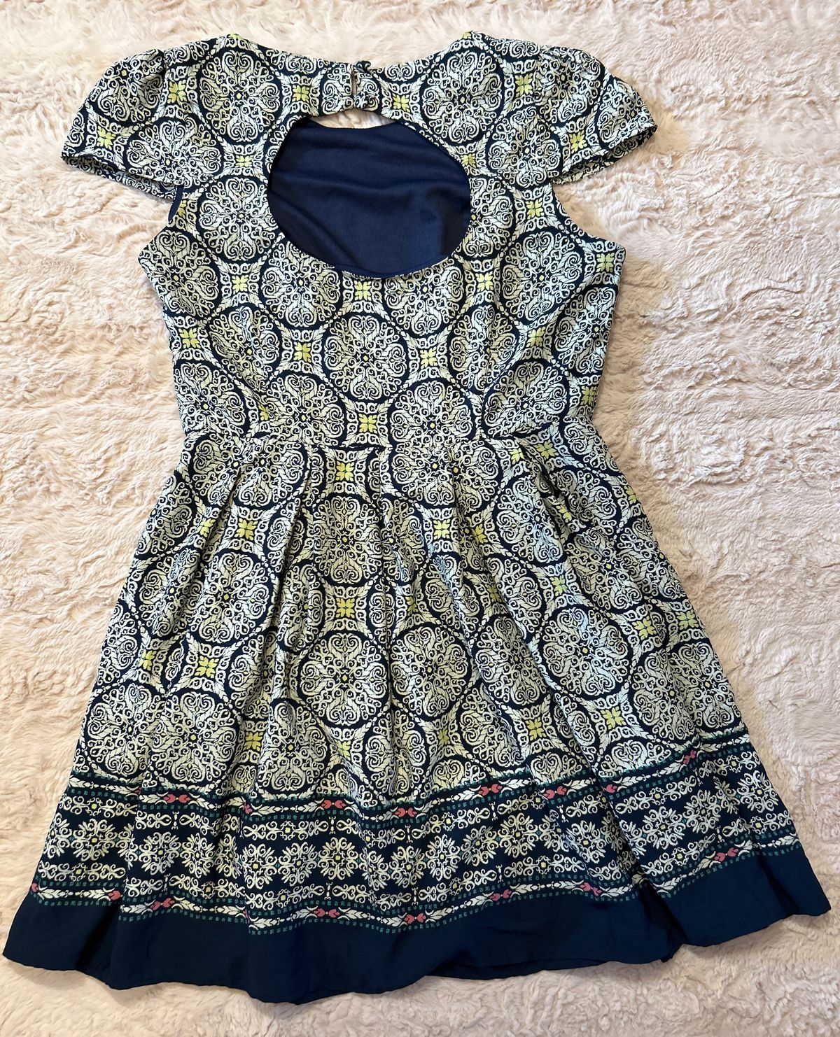 Wish Size L Multicolor A-line Dress on Queenly