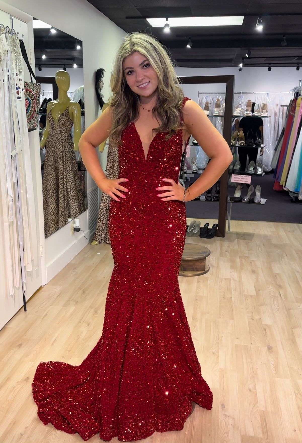 Style 55084 Sherri Hill Size 0 Prom Plunge Red Mermaid Dress on Queenly