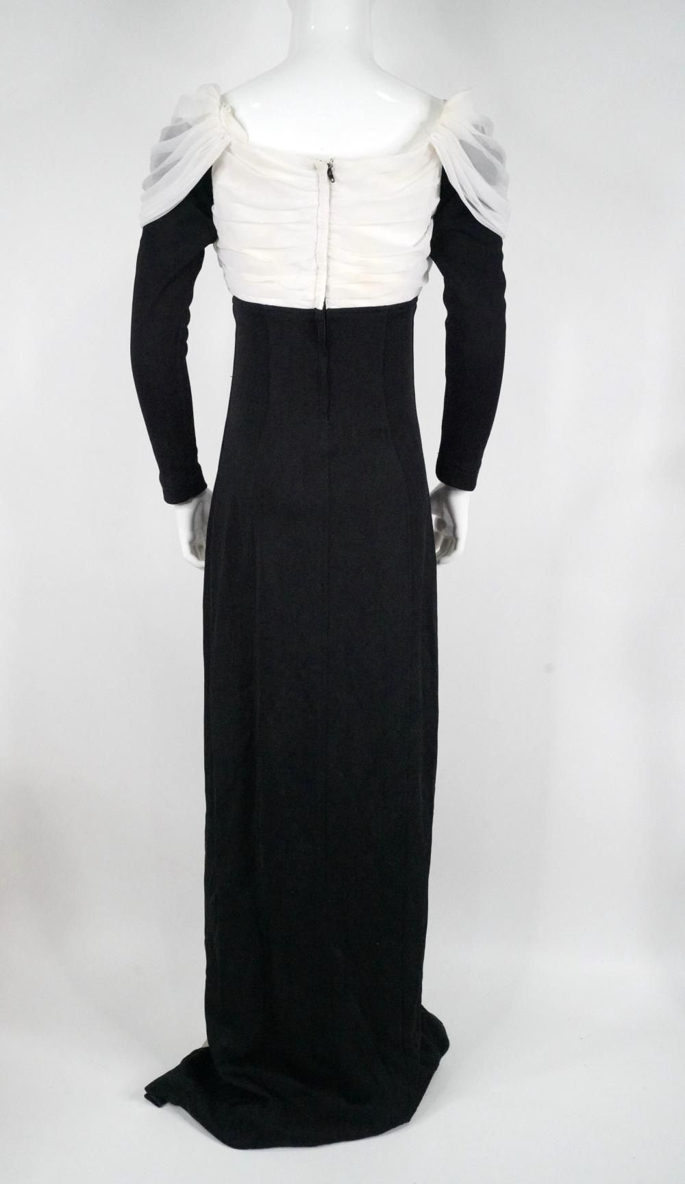Cache Size 2 Long Sleeve Black Side Slit Dress on Queenly