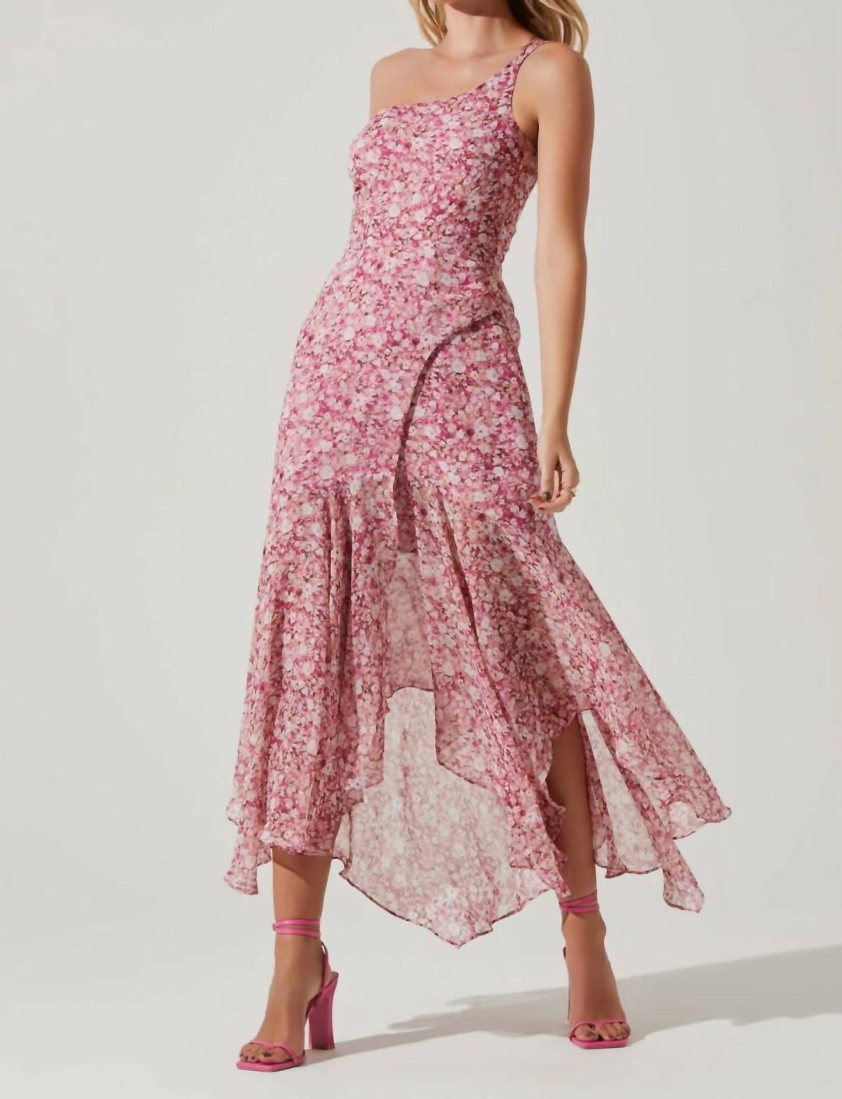 Style 1-2933417253-3236 ASTR Size S One Shoulder Floral Pink Cocktail Dress on Queenly