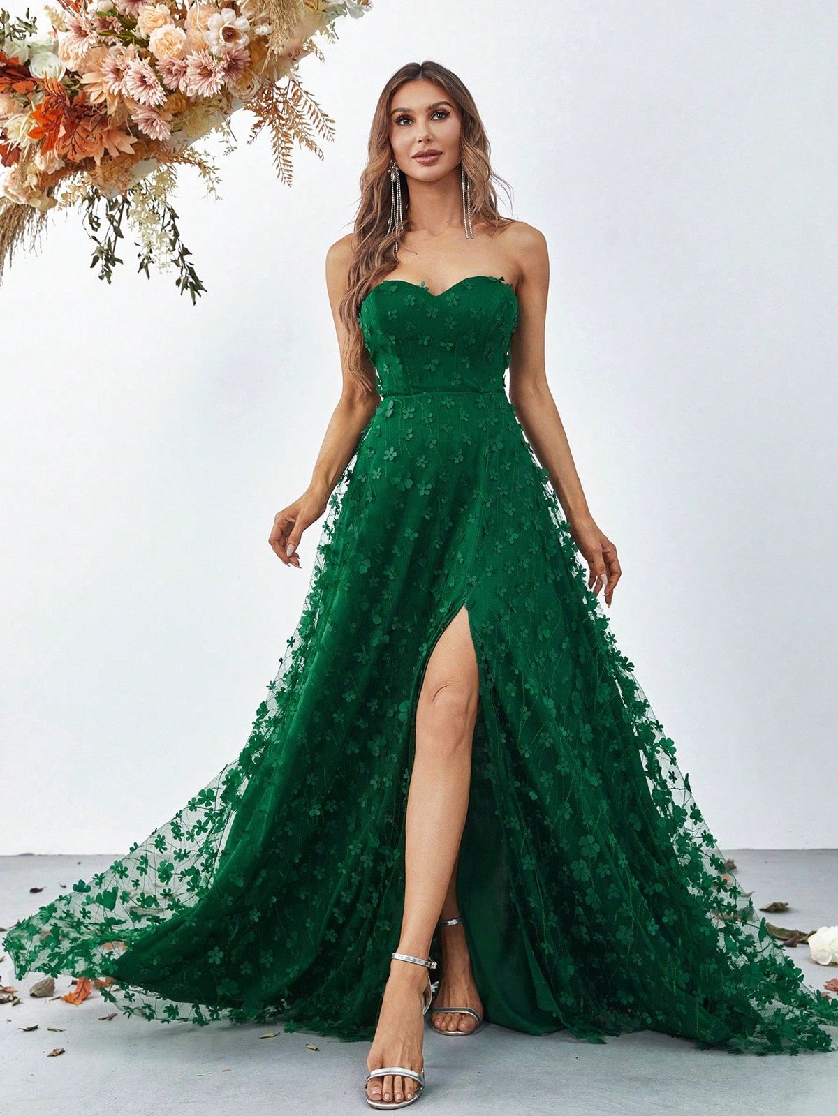 Style FSWD0647 Faeriesty Size XS Floral Green Floor Length Maxi on Queenly