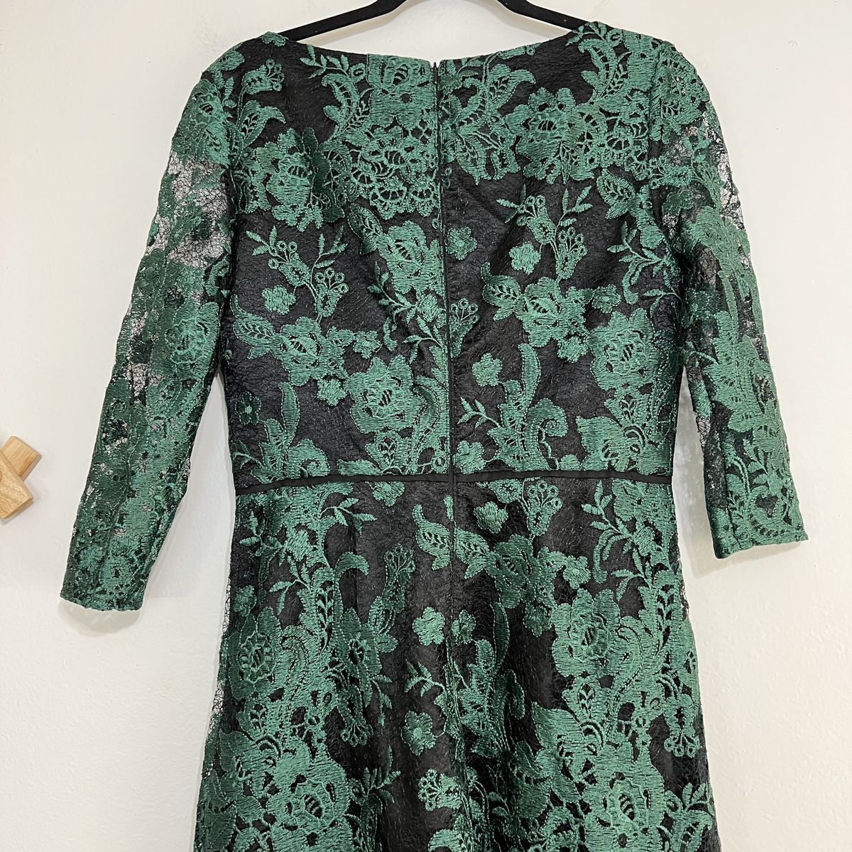 JS Collections Size 4 Plunge Lace Green A-line Dress on Queenly