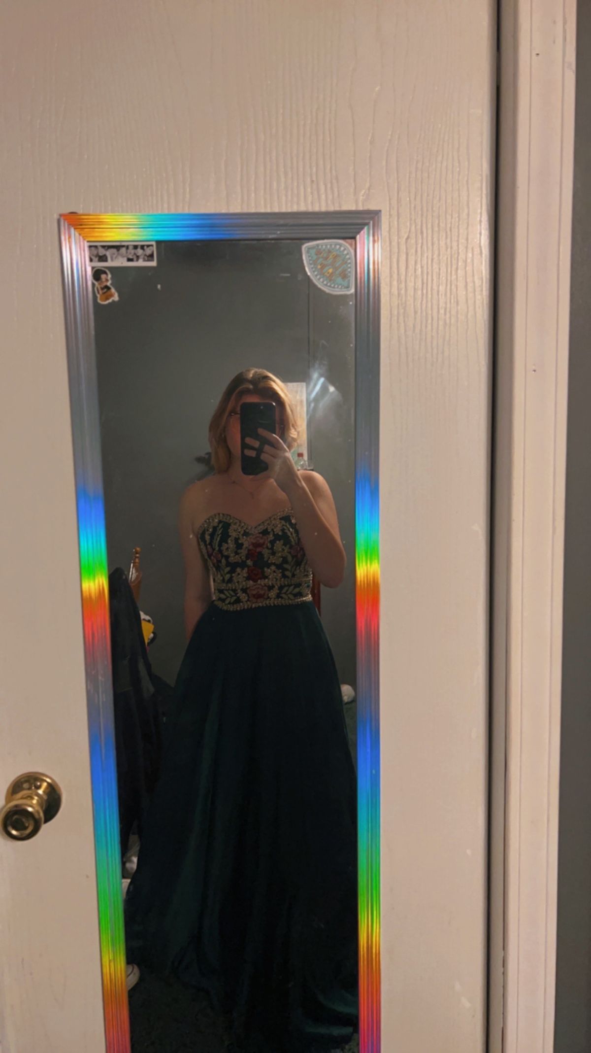 Blondie Nites Size 4 Prom Strapless Green A-line Dress on Queenly