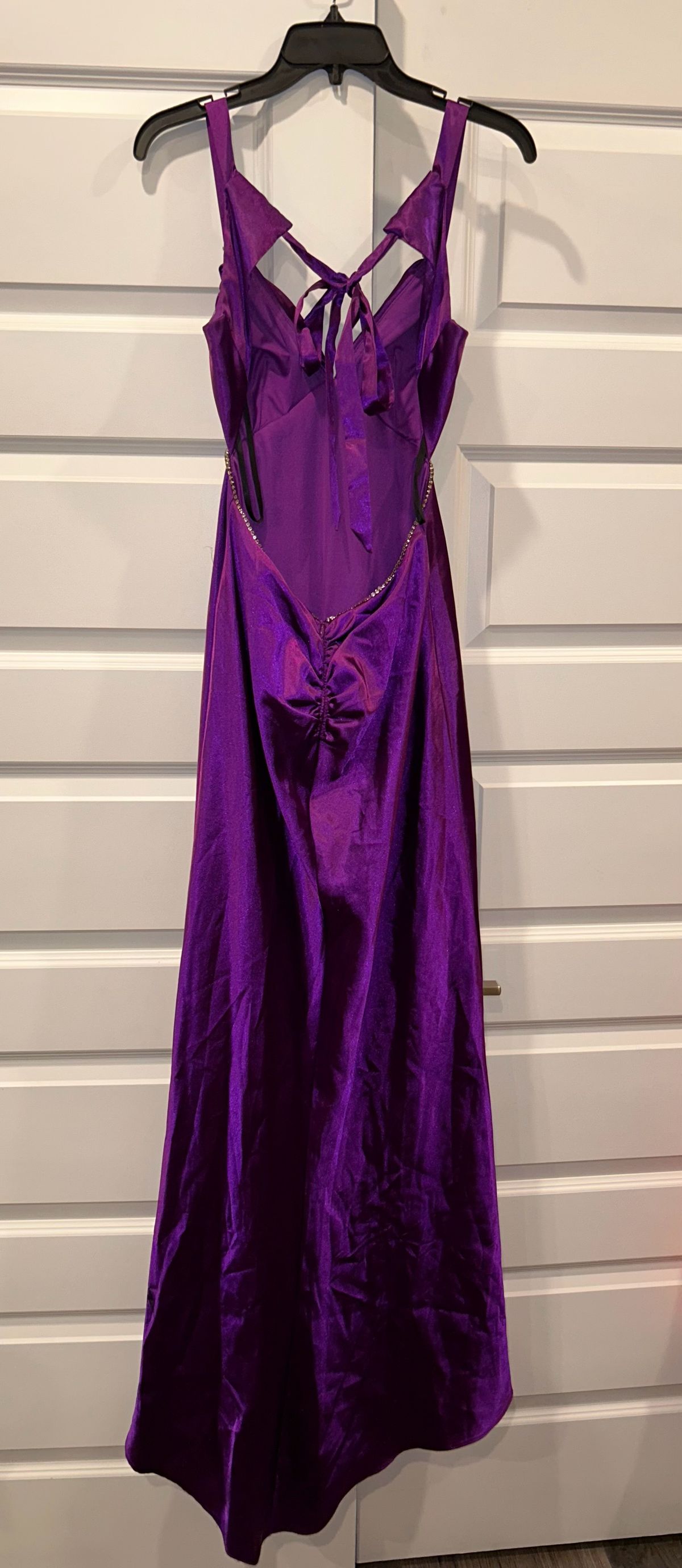 Style 059246 Blondie Nites Girls Size 3 Prom Plunge Purple Floor Length Maxi on Queenly