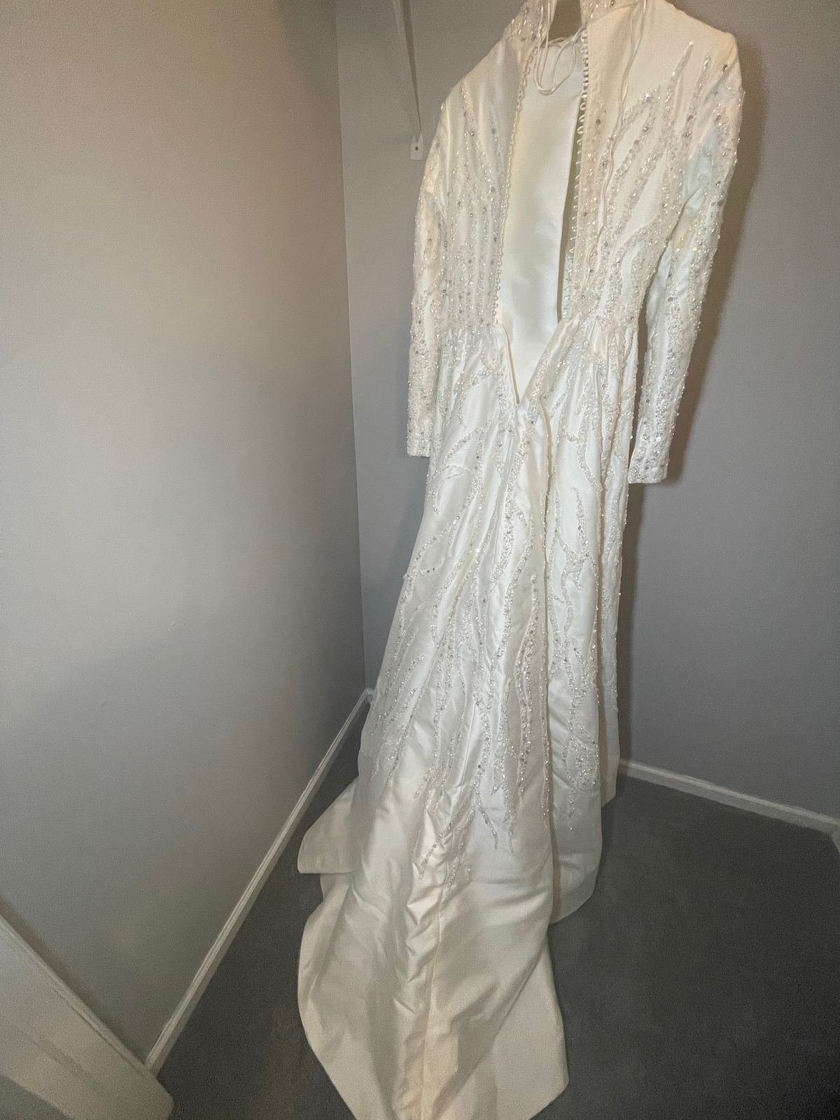 Size S Wedding Long Sleeve White Ball Gown on Queenly
