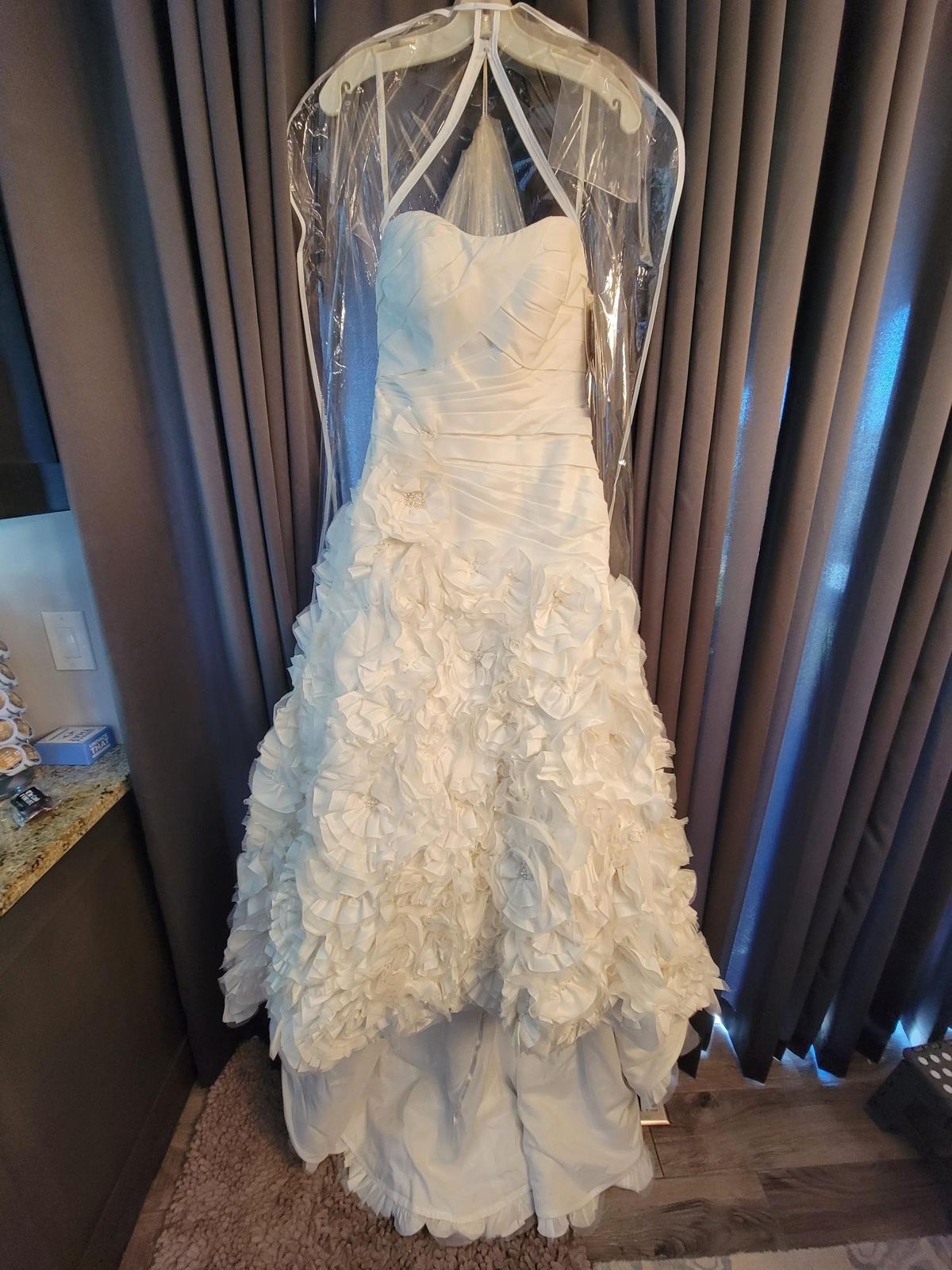 Size 4 Sequined White Ball Gown on Queenly