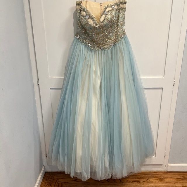 Camille La Vie Size 14 Prom Blue Ball Gown on Queenly