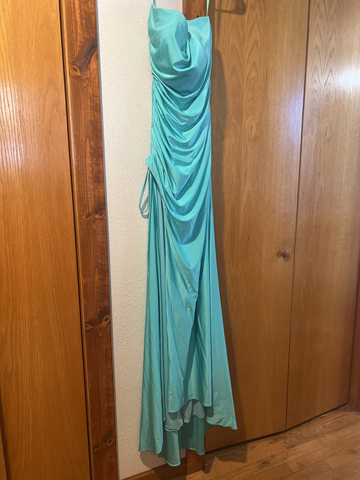 Size 12 Prom Green Side Slit Dress on Queenly