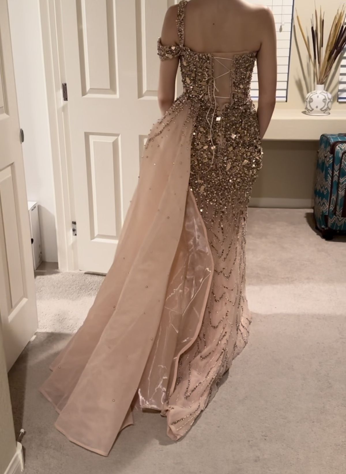 Style Custom beaded dress Walone Fashion Group Size 4 Prom Off The Shoulder Lace Rose Gold Side Slit Dress on Queenly