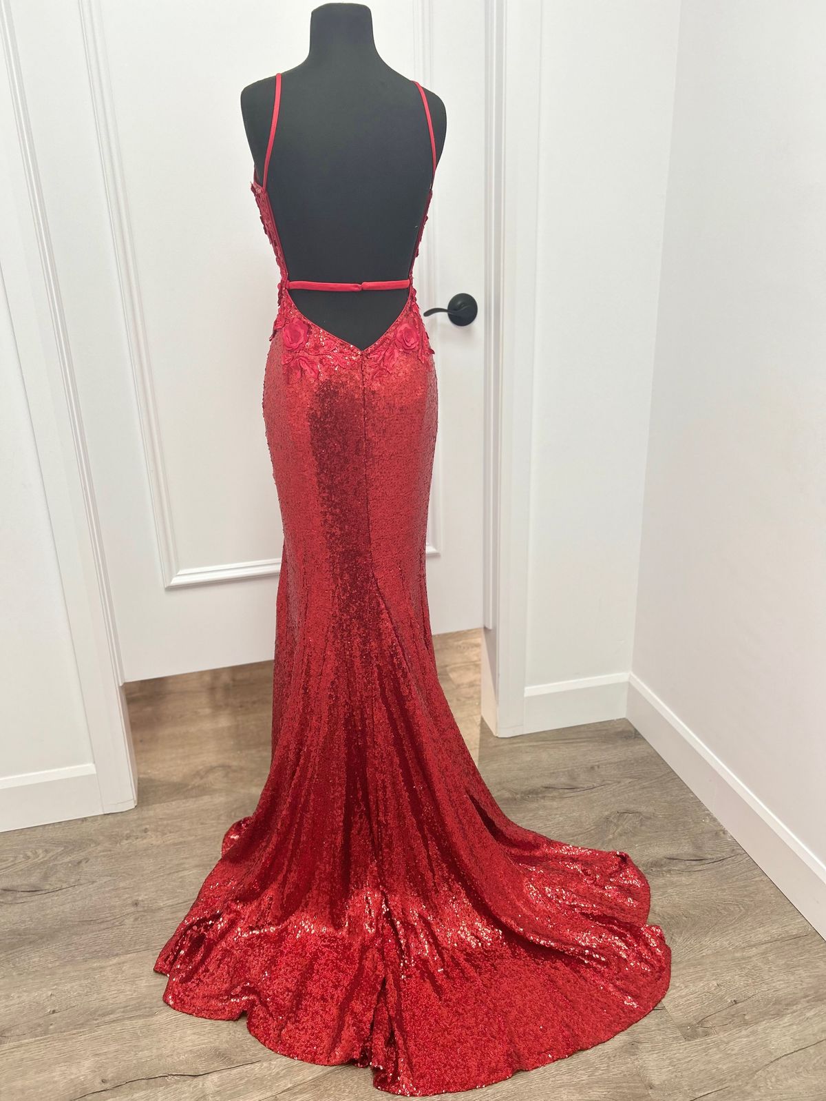 Style 1012 Jovani Size 6 Plunge Red A-line Dress on Queenly
