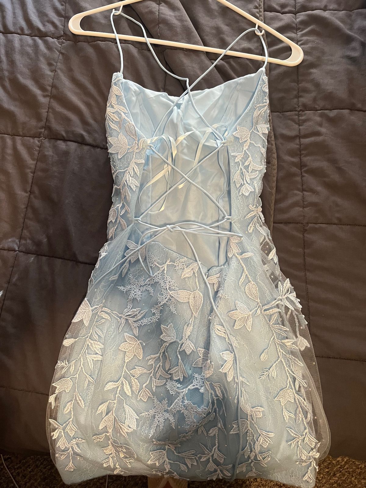 Size 2 Homecoming Blue Cocktail Dress on Queenly