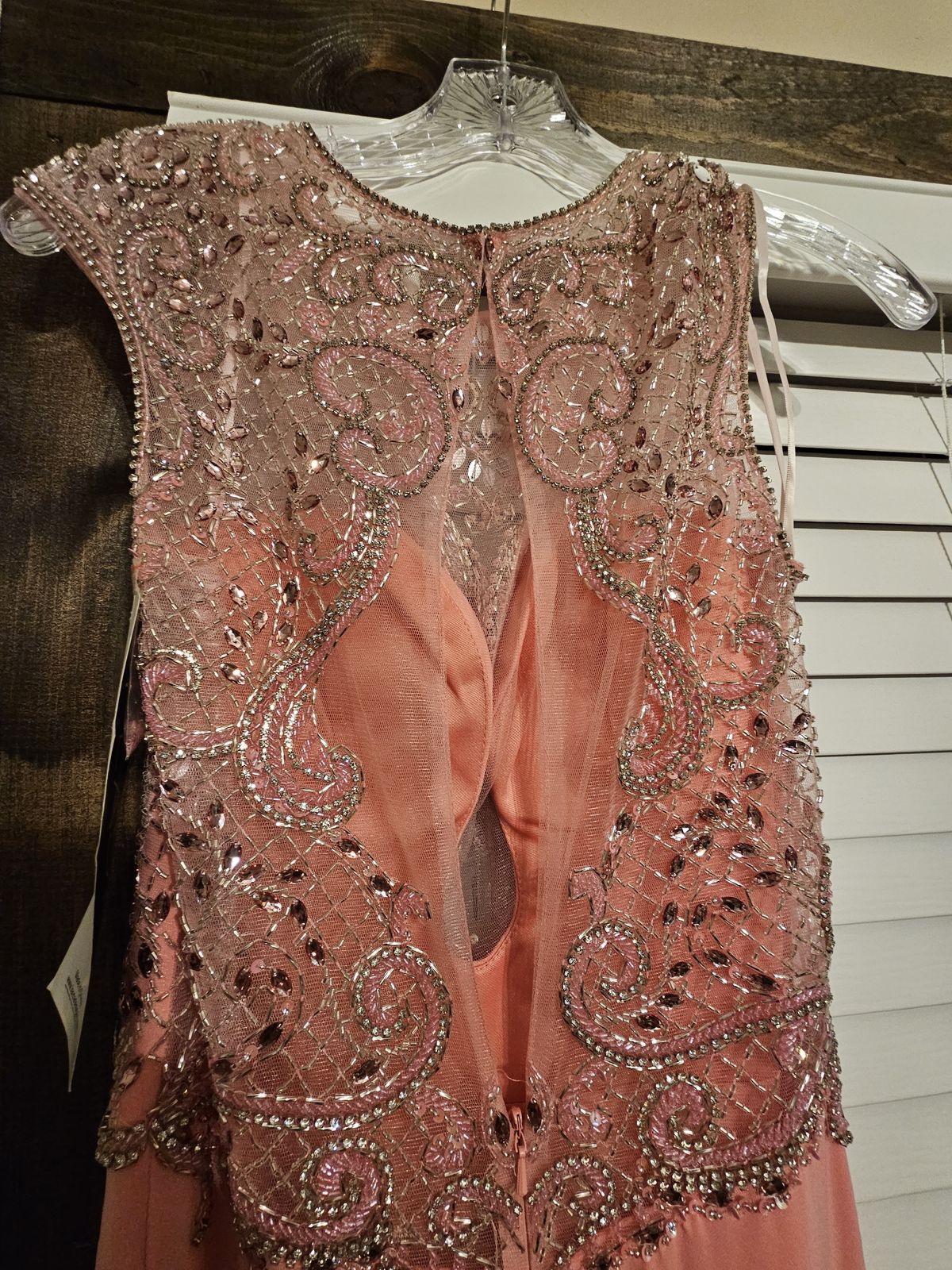 Splash Size 6 Prom Pink Side Slit Dress on Queenly