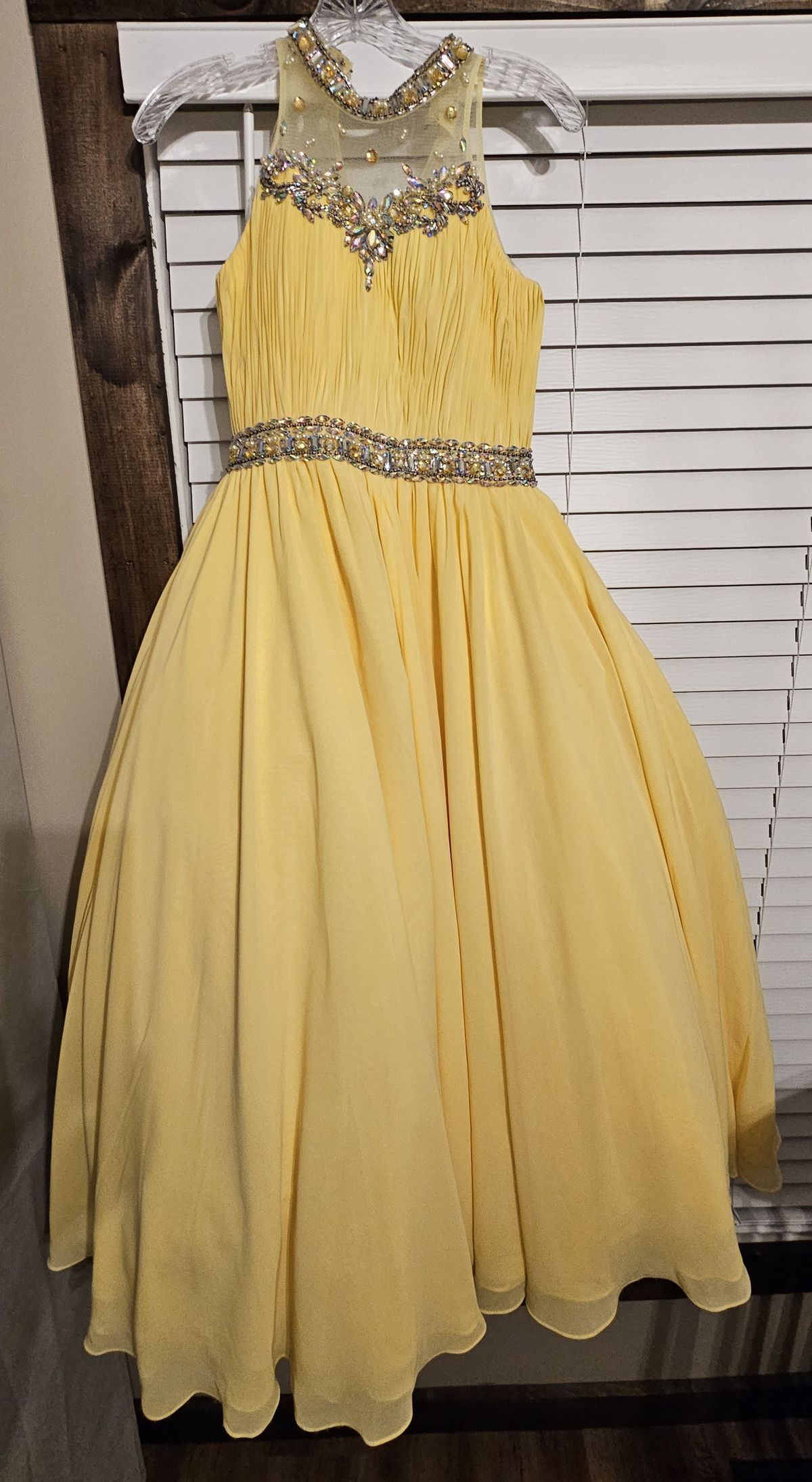 Little Rosie Girls Size 10 Yellow Ball Gown on Queenly