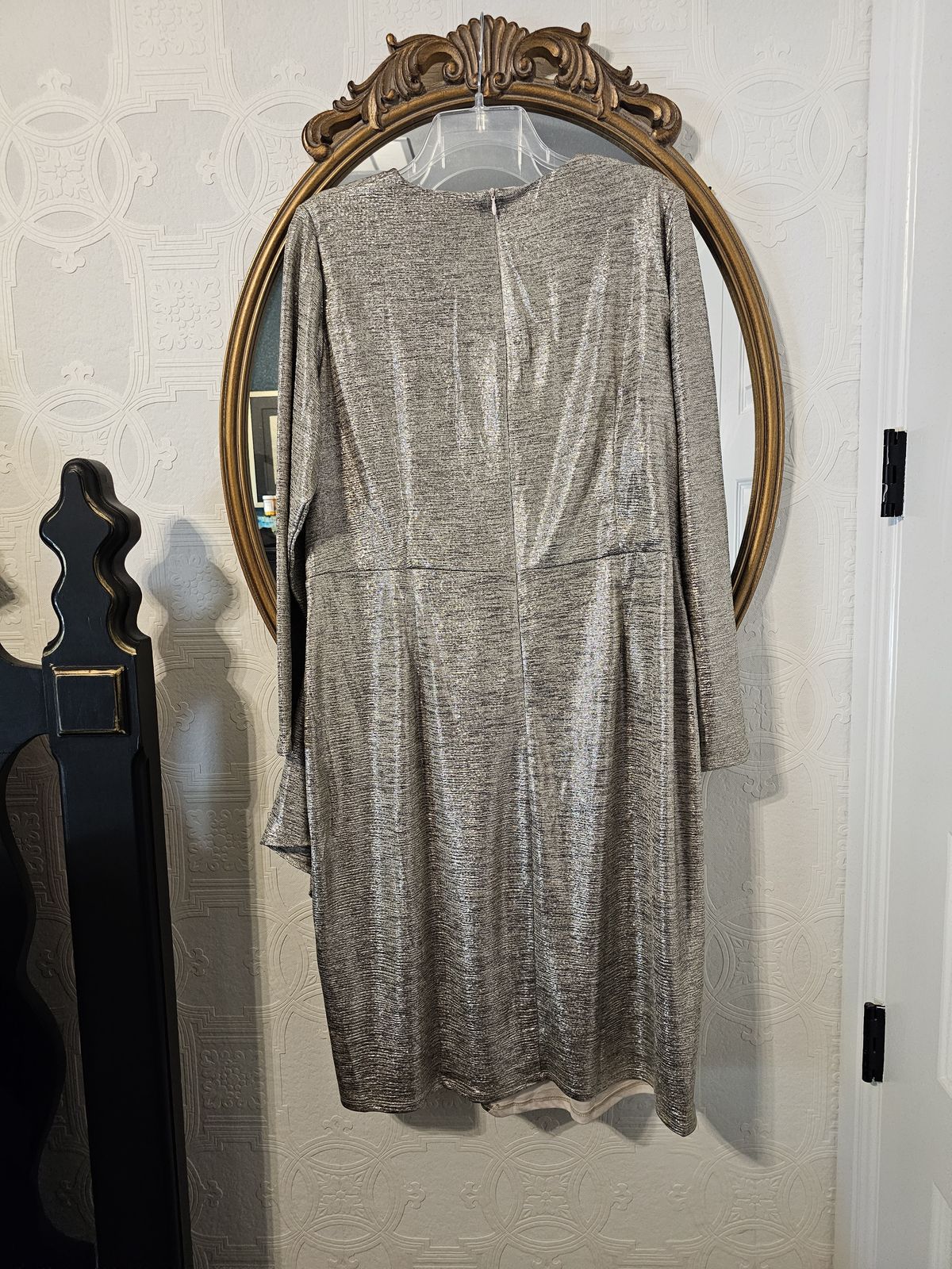 London  Times Plus Size 18 Prom Long Sleeve Gold Cocktail Dress on Queenly