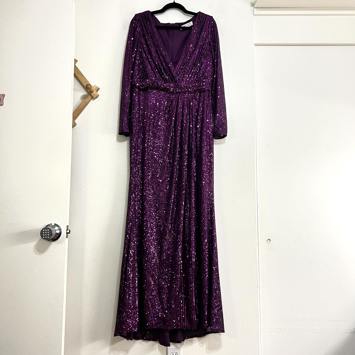 Style 26490 Mac Duggal Size 14 Long Sleeve Purple Side Slit Dress on Queenly