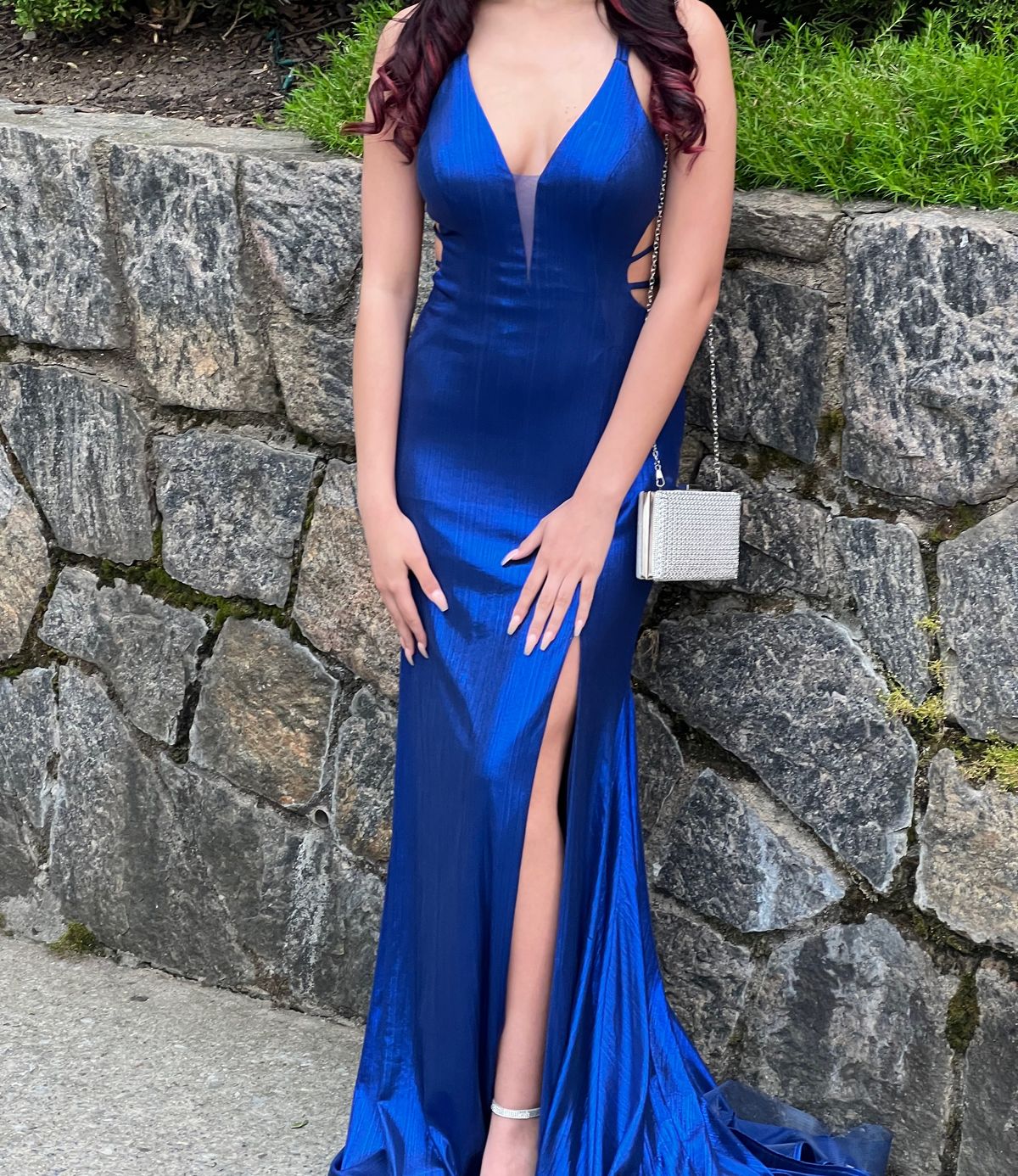 Ellie Wilde Size 4 Prom Plunge Royal Blue Mermaid Dress on Queenly