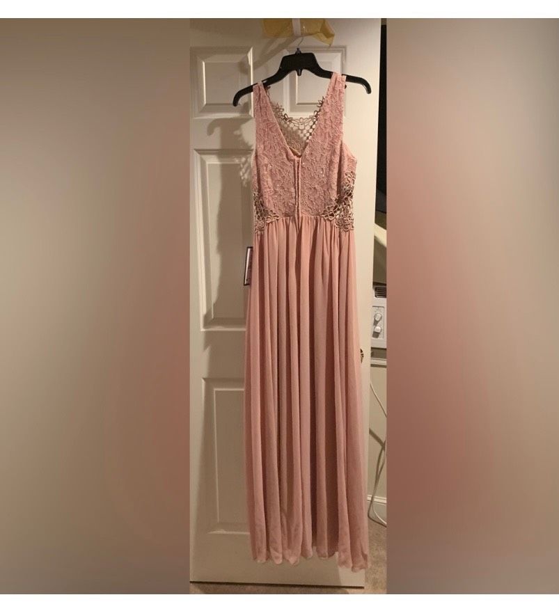 City studio Girls Size 7 Plunge Nude A-line Dress on Queenly