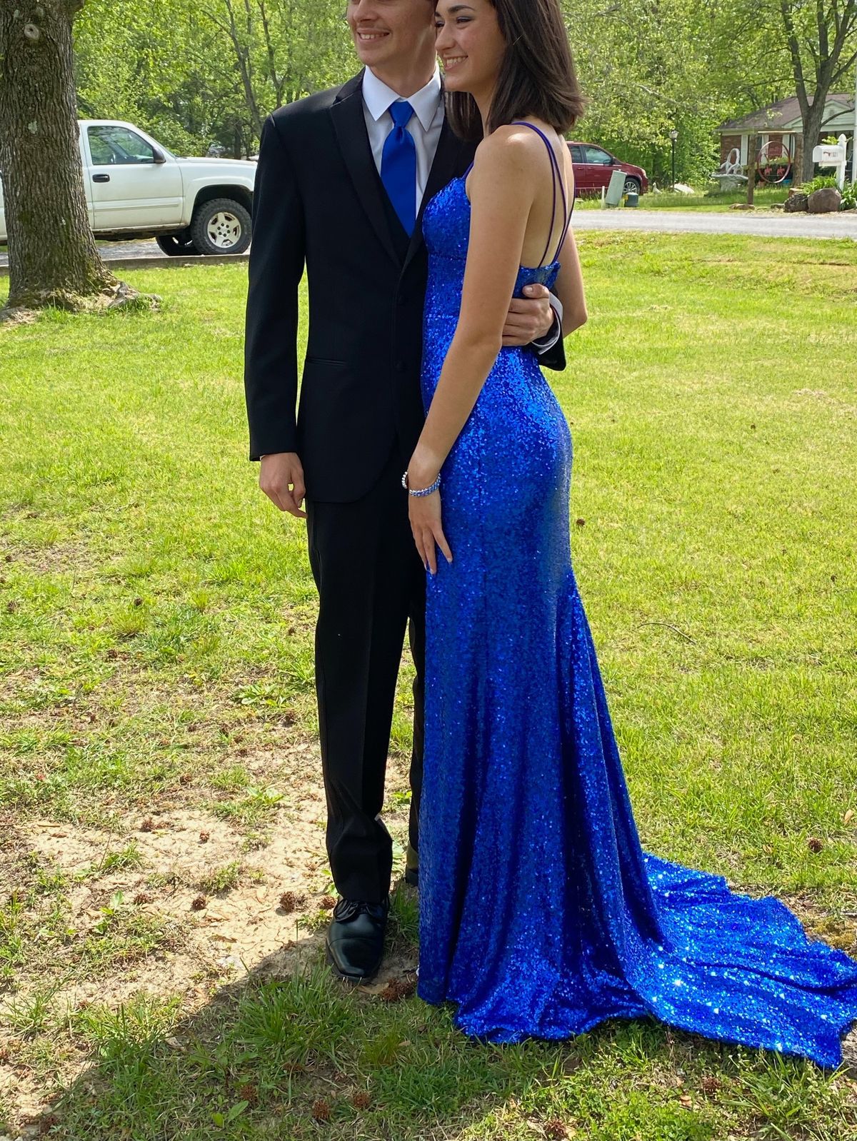 Style 55478 Sherri Hill Size 4 Royal Blue Side Slit Dress on Queenly