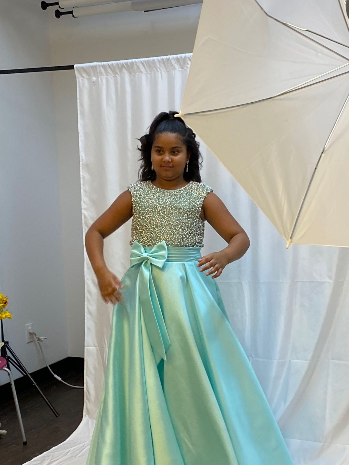 Ashley Lauren Girls Size 14 Pageant Blue Ball Gown on Queenly