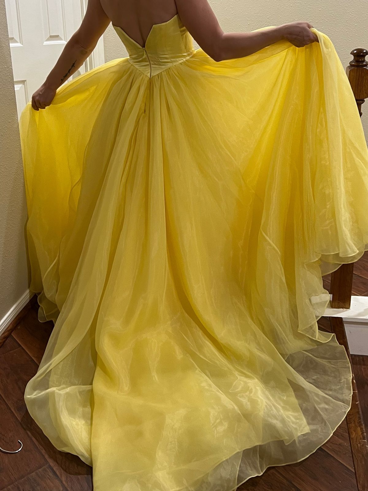 Sherri Hill Size 6 Prom Strapless Yellow Ball Gown on Queenly