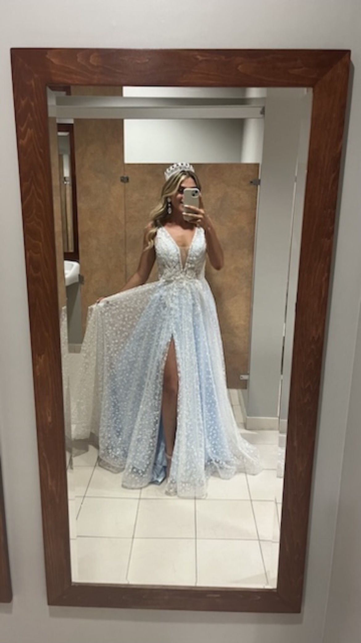 Style na Jovani Size 4 Prom Sheer Light Blue Side Slit Dress on Queenly