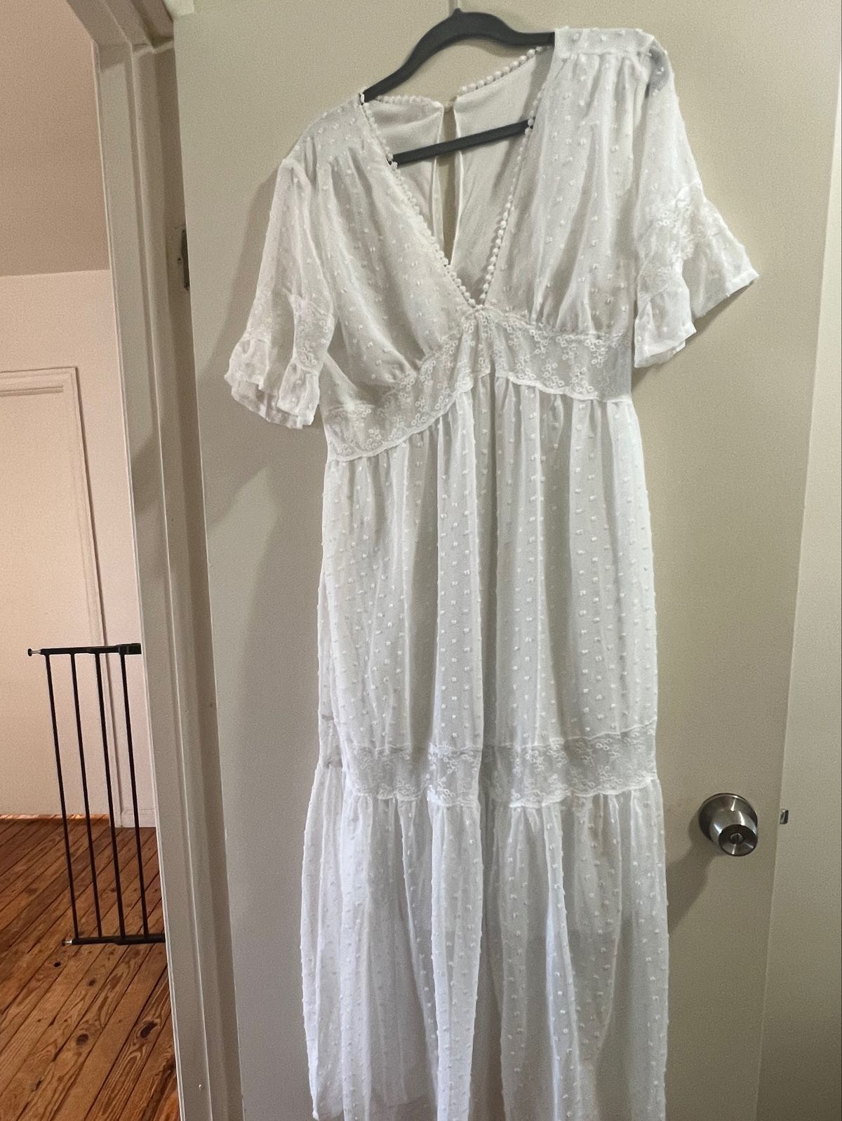Size L Wedding Cap Sleeve Lace White A-line Dress on Queenly