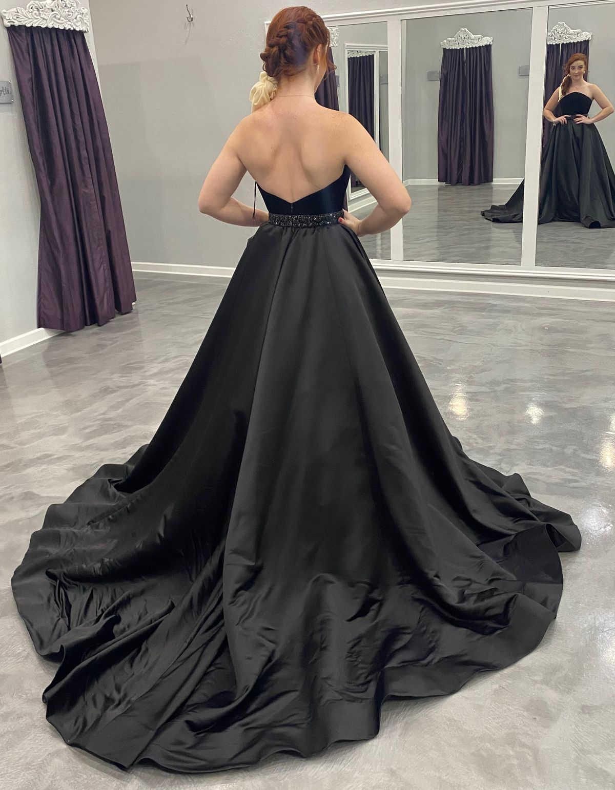 Jovani Size 6 Pageant Strapless Black Ball Gown on Queenly